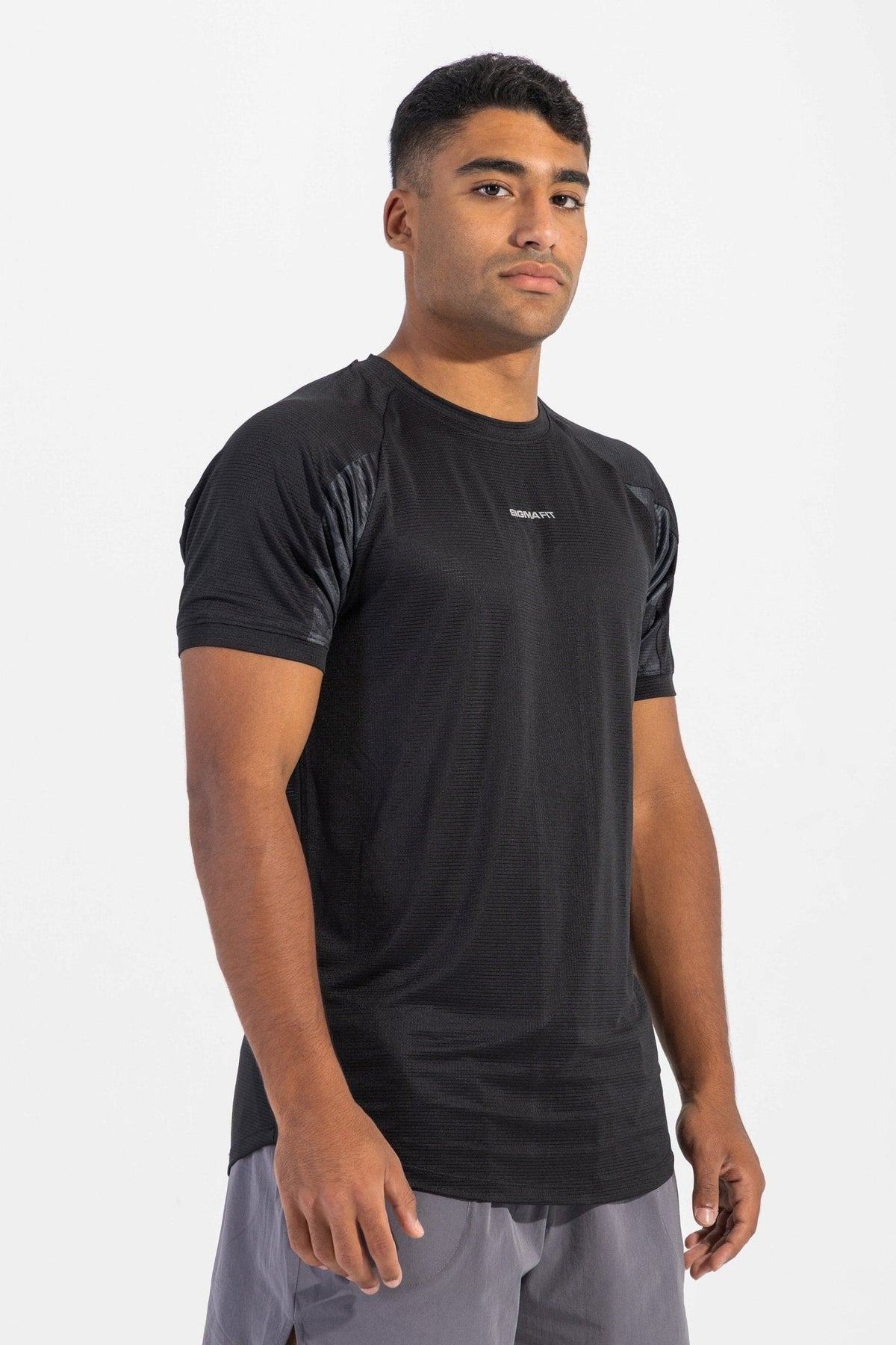 Black Dynamic PRO-Dri Tee - Sigma Fit