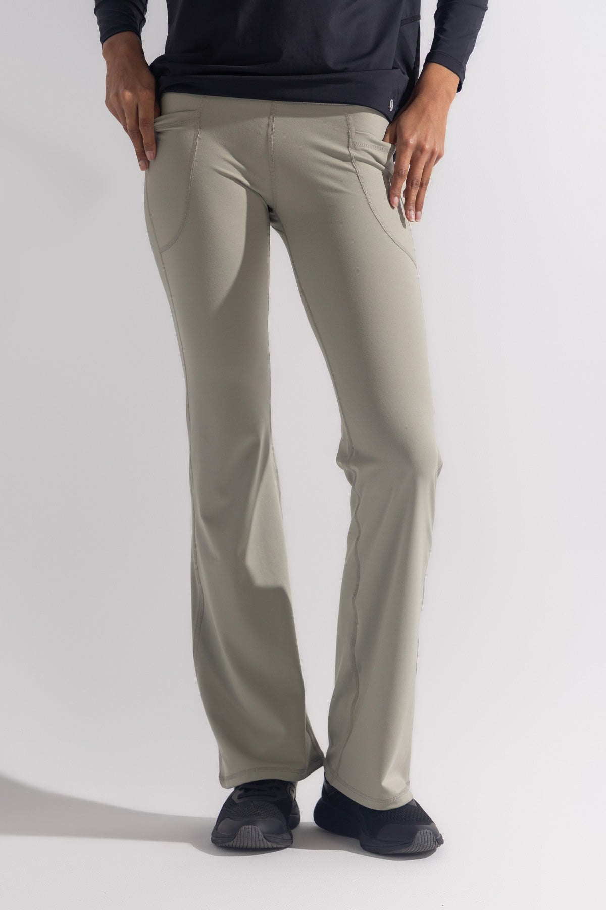 Mint Yoga Flare Pants - Sigma Fit