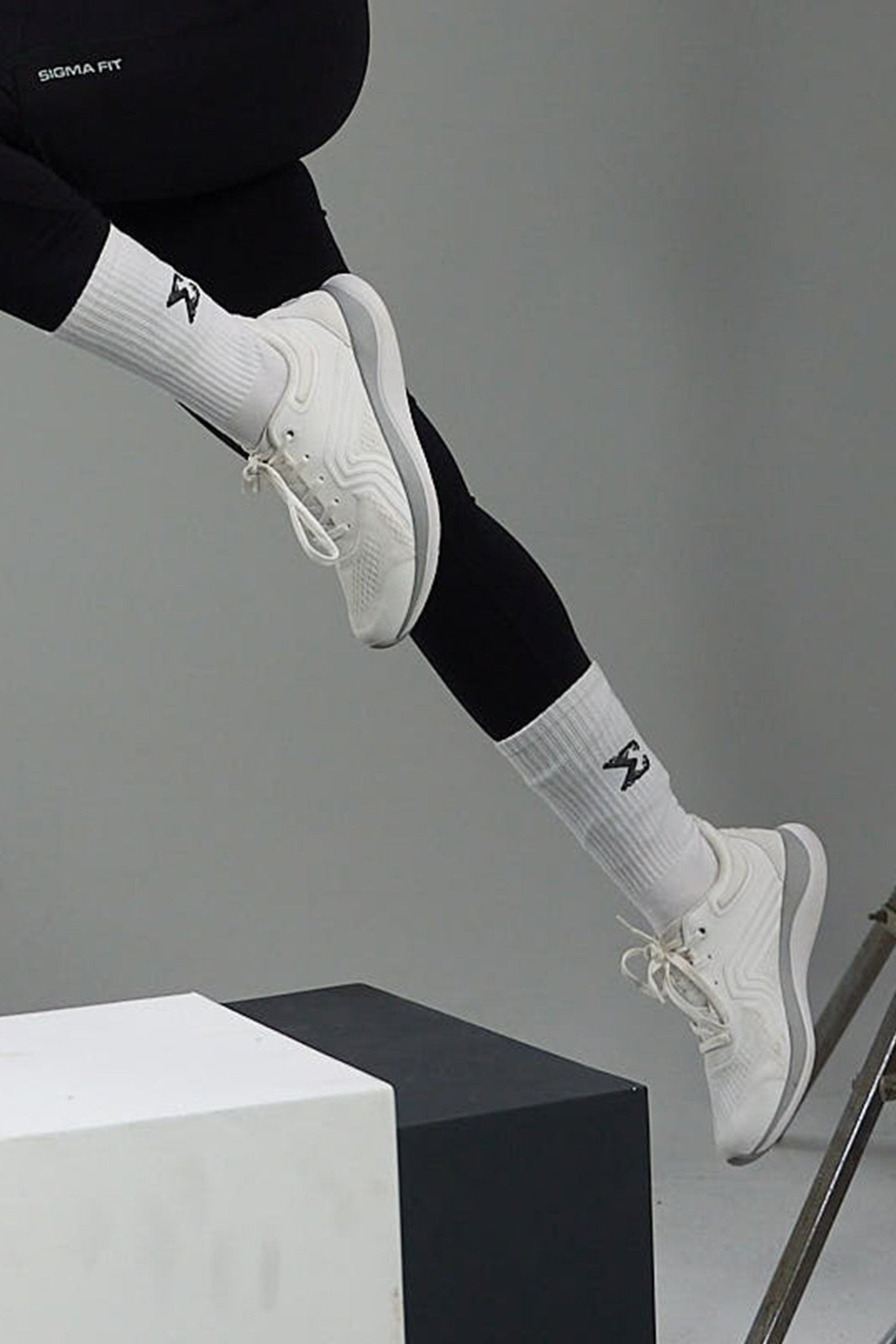 Women Mach - One Shoes White - Sigma Fit