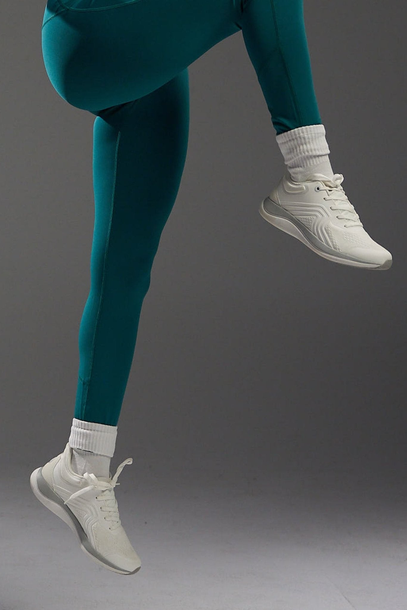 Women Mach - One Shoes White - Sigma Fit